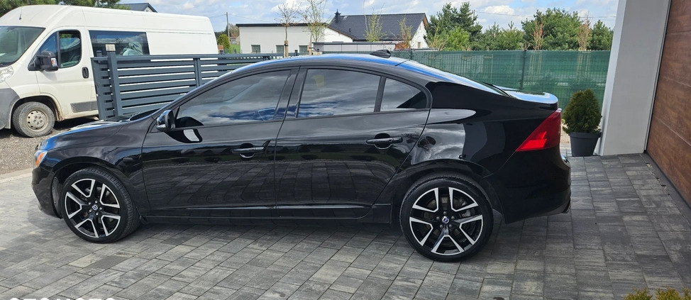 Volvo S60 cena 61500 przebieg: 144700, rok produkcji 2017 z Siedlce małe 137